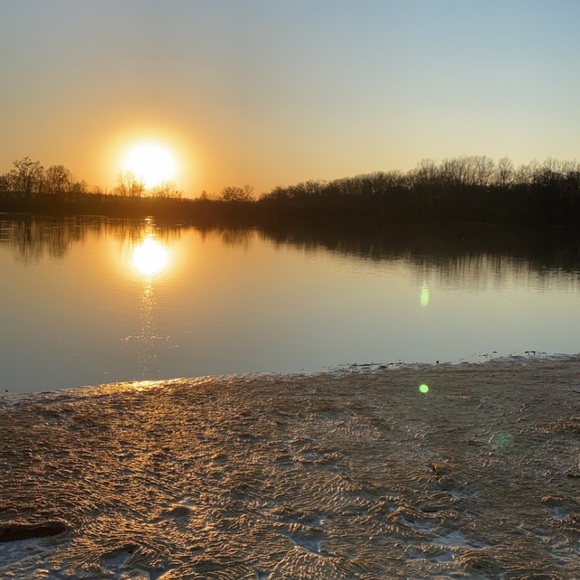 Meet your Posher, Monica - Picture 1 of 1